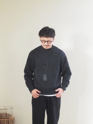画像1: alvana(アルヴァナ) 5G LAMS WOOL CREW KNIT インクブラック