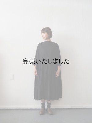 jujudhau(ズーズーダウ) TUCK DRESS-タックドレス-リネンコットンブラック - and ordinary.