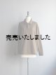画像: Still By Hand(スティルバイハンド) コットンラミースピンドルポロシャツ カーキブラウン
