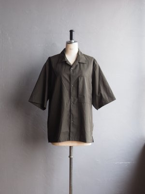 画像1: Still By Hand(スティルバイハンド) ナイロンオープンカラーシャツ ダークオリーブ