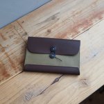 画像: 【再入荷】POSTALCO(ポスタルコ) POSTCARD WALLET-ポストカードウォレット- Olive Green