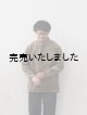 画像: 【再入荷】Still By Hand(スティルバイハンド) 10Wコーデュロイバンドカラーオーバーシャツ カーキベージュ